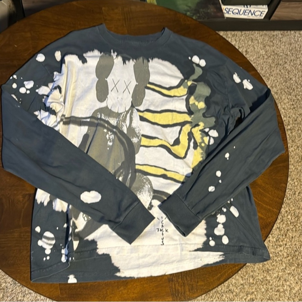 Travis Scott merch utopia long sleeve (L)
